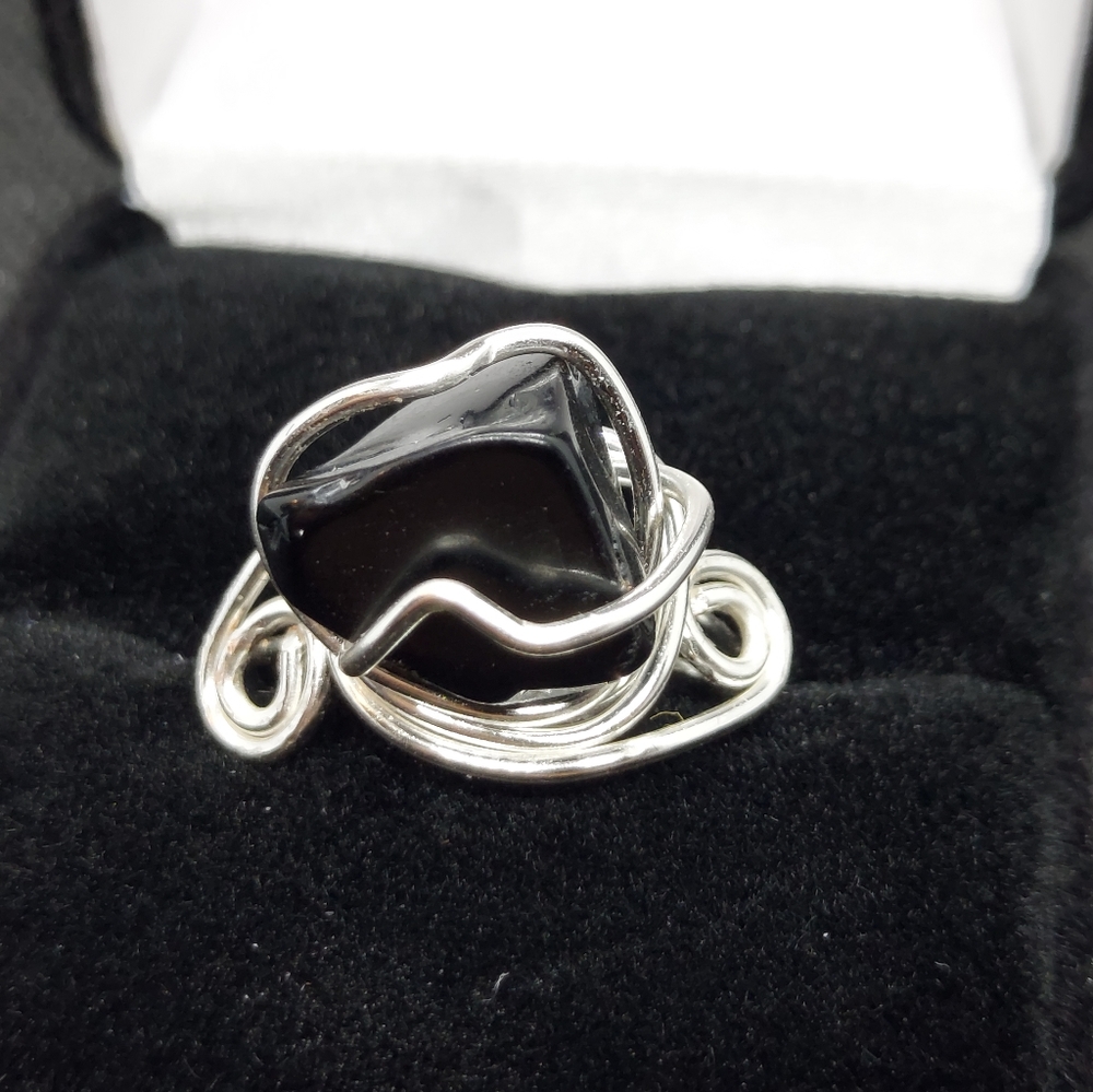 Obsidian wire wrapped ring (size 7)